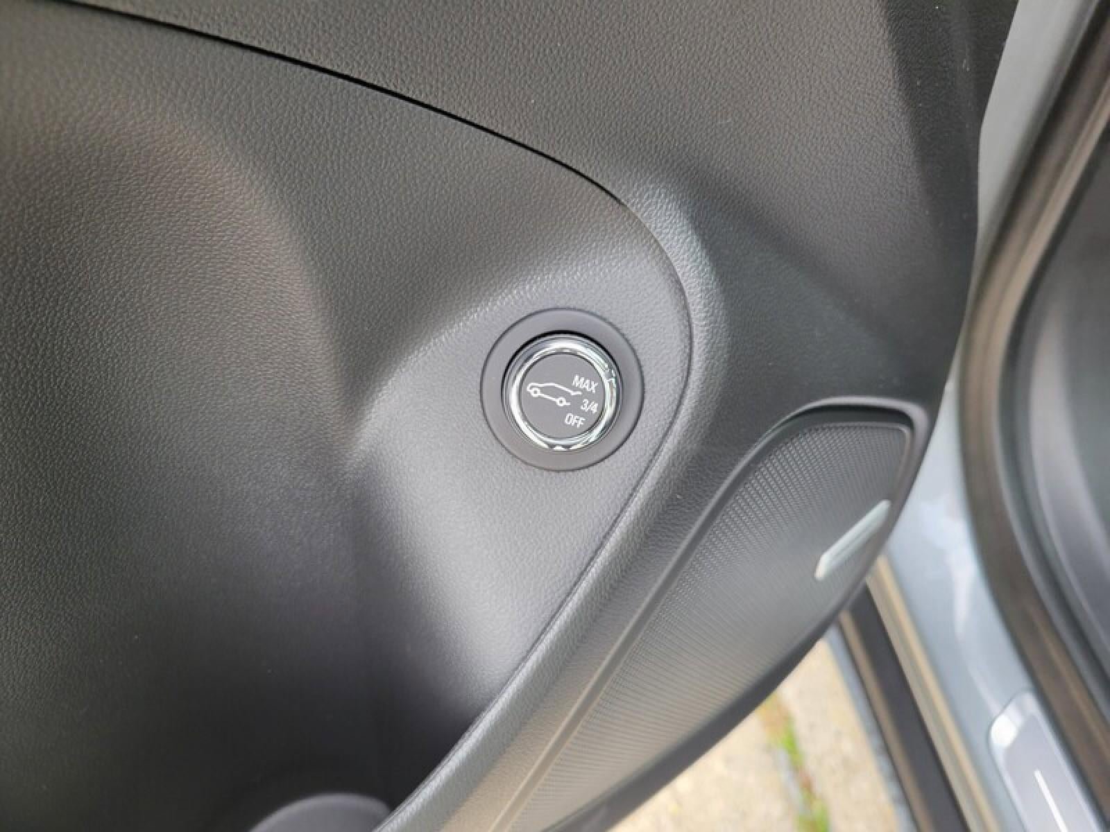 New 2026 Buick Encore GX Avenir w/ Avenir Technology Package FWD image 15