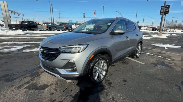 Used 2023 Buick Encore GX Essence w/ Advanced Technology Package image 4