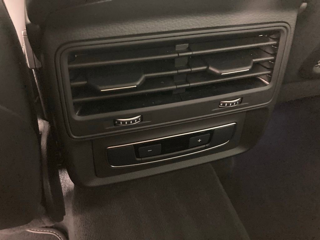 Used 2025 Audi Q7 3.0T Premium Plus image 14