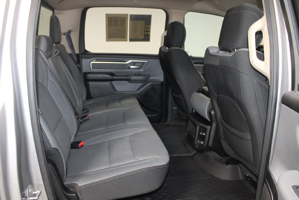 Used 2020 RAM 1500 Big Horn AWD/4WD image 29