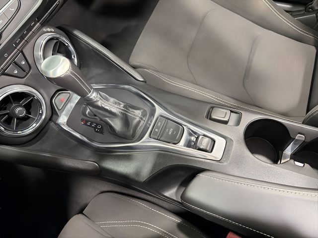 Used 2020 Chevrolet Camaro LT image 28