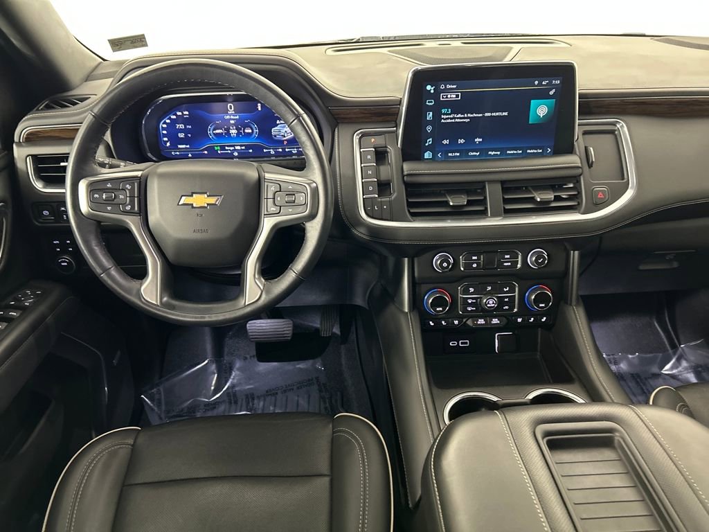 Used 2022 Chevrolet Suburban Premier image 20