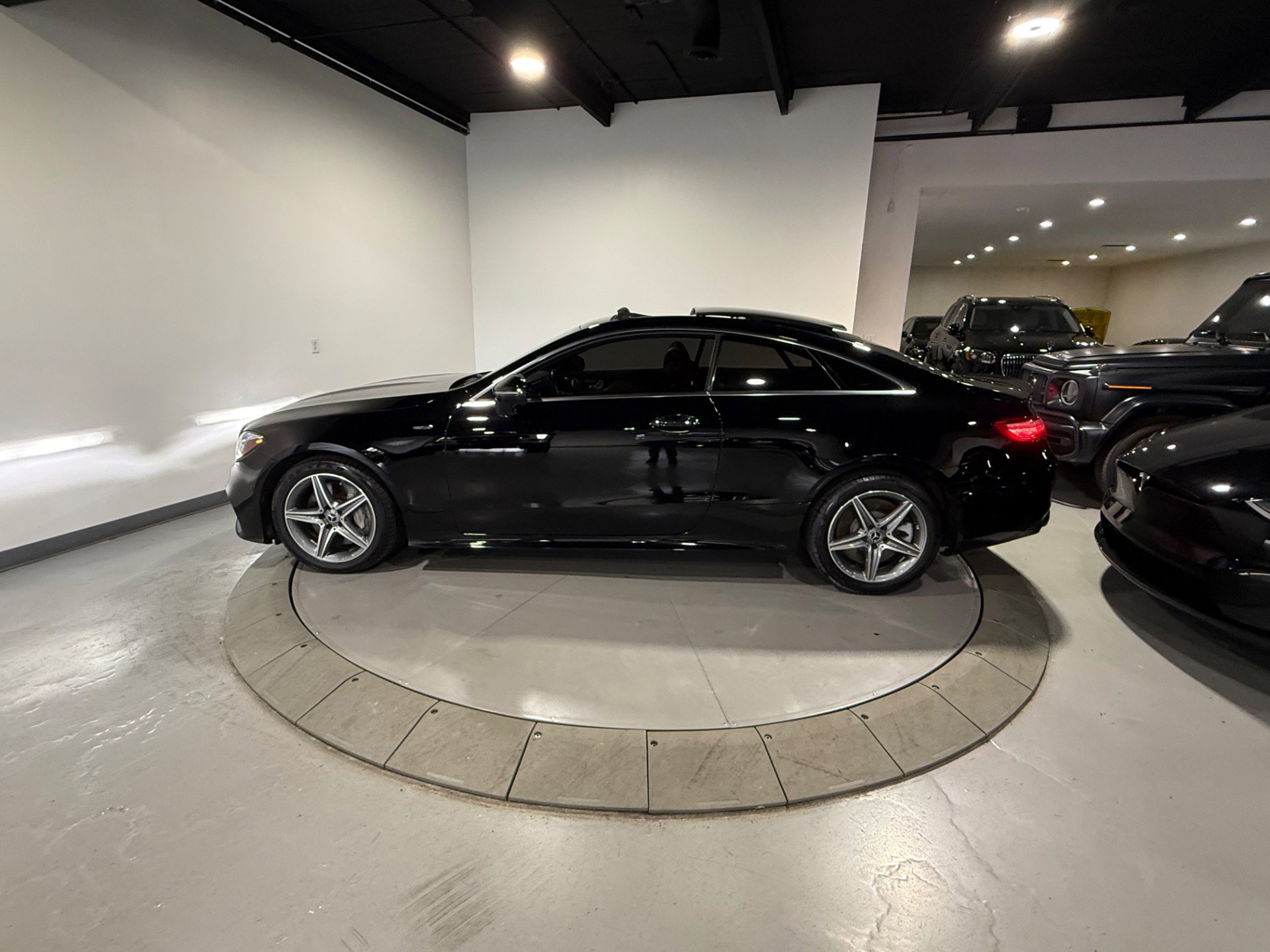 Used 2019 Mercedes-Benz E 450 4MATIC Coupe image 15