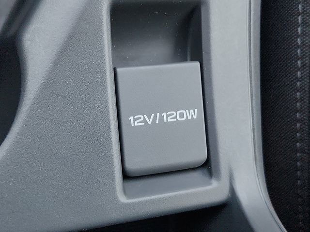 Certified 2025 Subaru Crosstrek 2.0i image 23