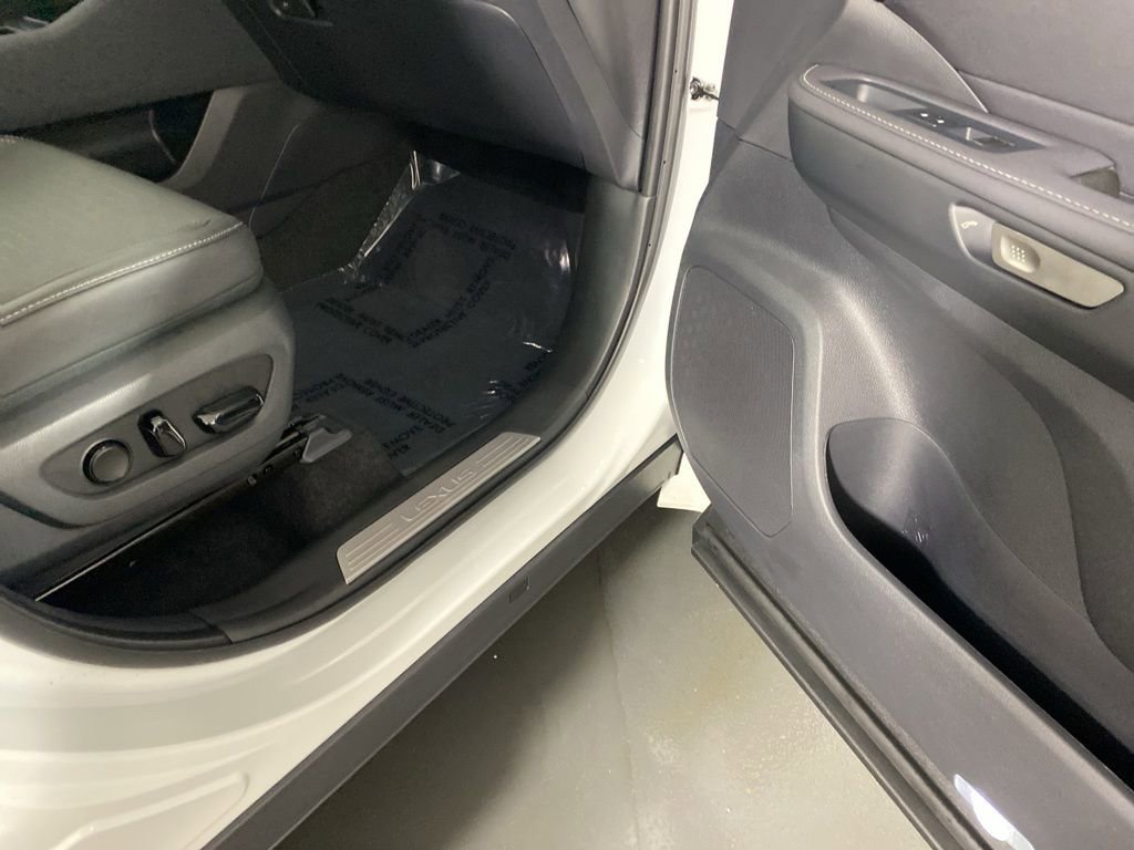 Certified 2026 Lexus TX 350 AWD w/ Technology Package image 34