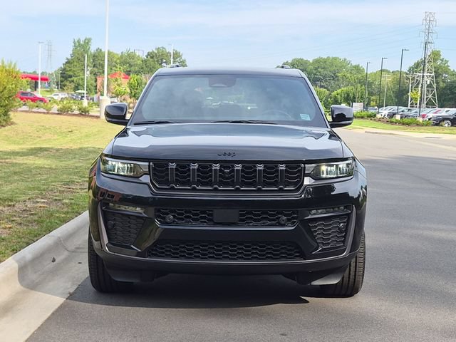 New 2026 Jeep Grand Cherokee Limited AWD/4WD image 16