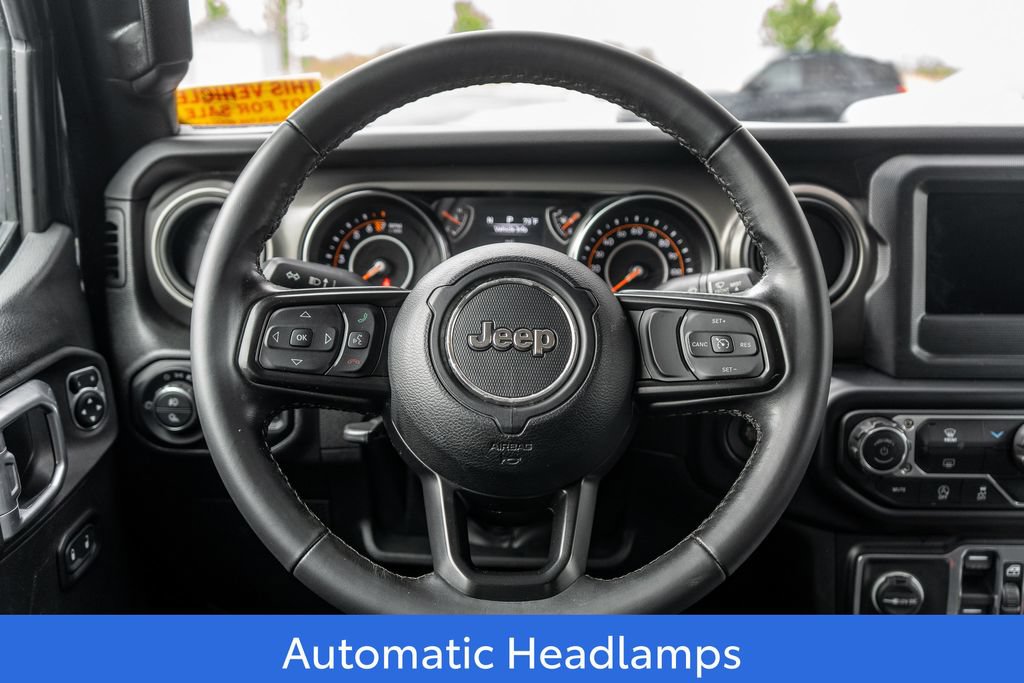 Used 2022 Jeep Gladiator Sport AWD/4WD image 14