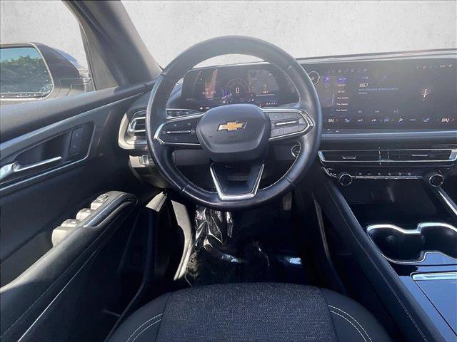 Used 2024 Chevrolet Traverse LS FWD image 7