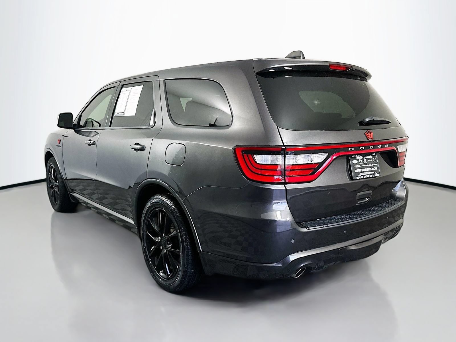 Used 2020 Dodge Durango R/T w/ Blacktop Package AWD/4WD image 5