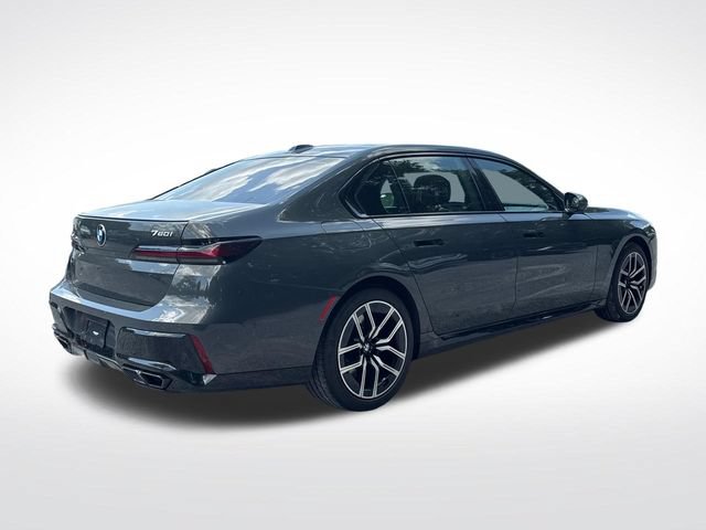 Used 2023 BMW 760i xDrive w/ Parking Assistance Package AWD/4WD image 6
