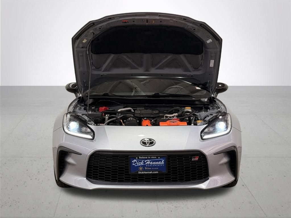 Used 2023 Toyota GR86 Premium RWD image 5