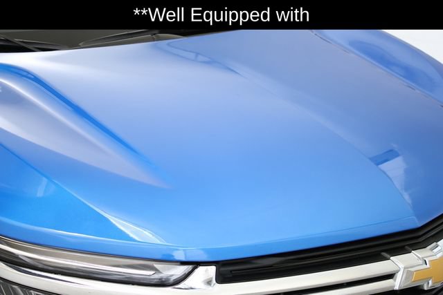 Used 2024 Chevrolet Equinox LT FWD image 2