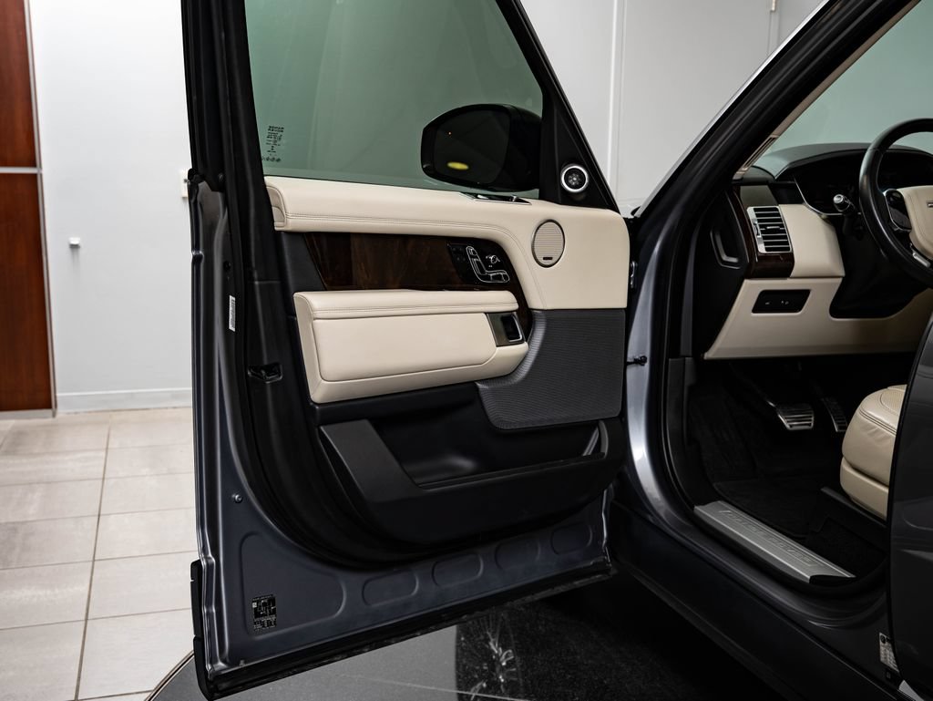 Certified 2021 Land Rover Range Rover Westminster Edition AWD/4WD image 31