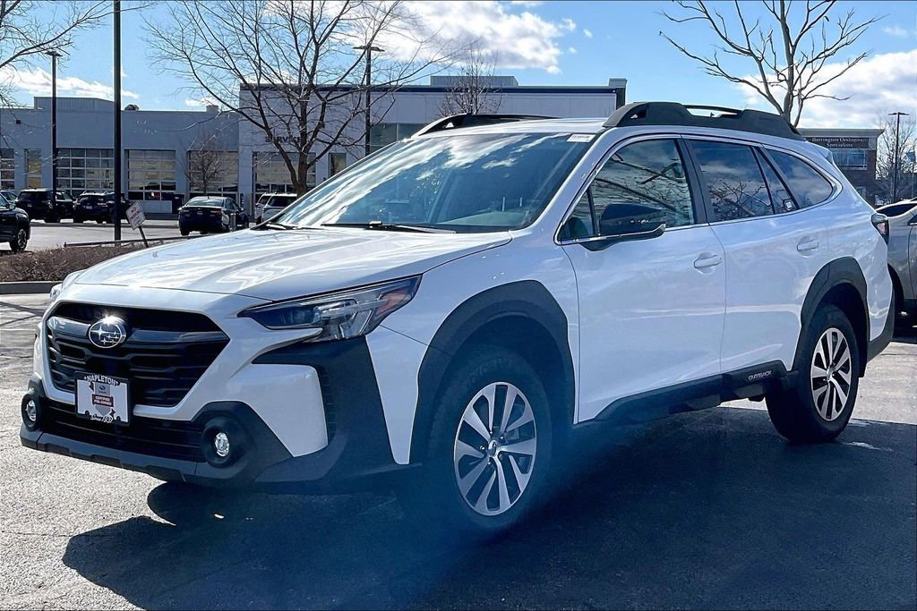 Certified 2025 Subaru Outback Premium image 15