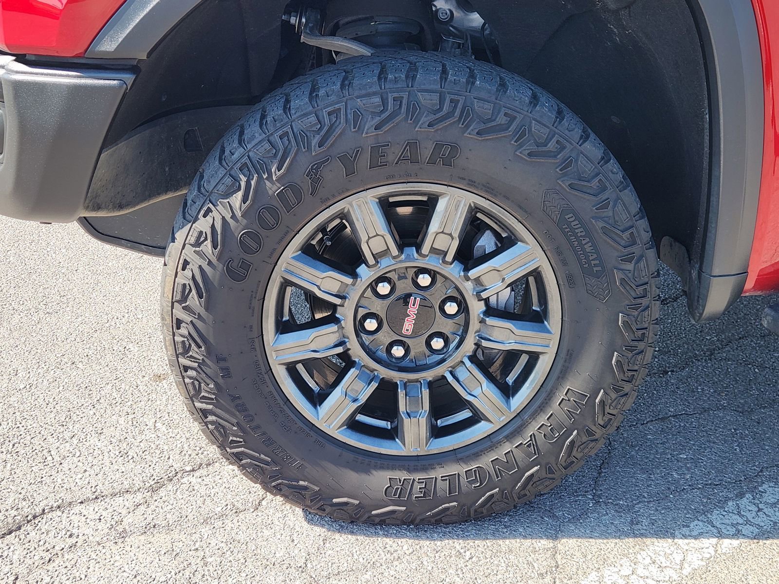 Used 2024 GMC Sierra 1500 AT4X AWD/4WD image 14