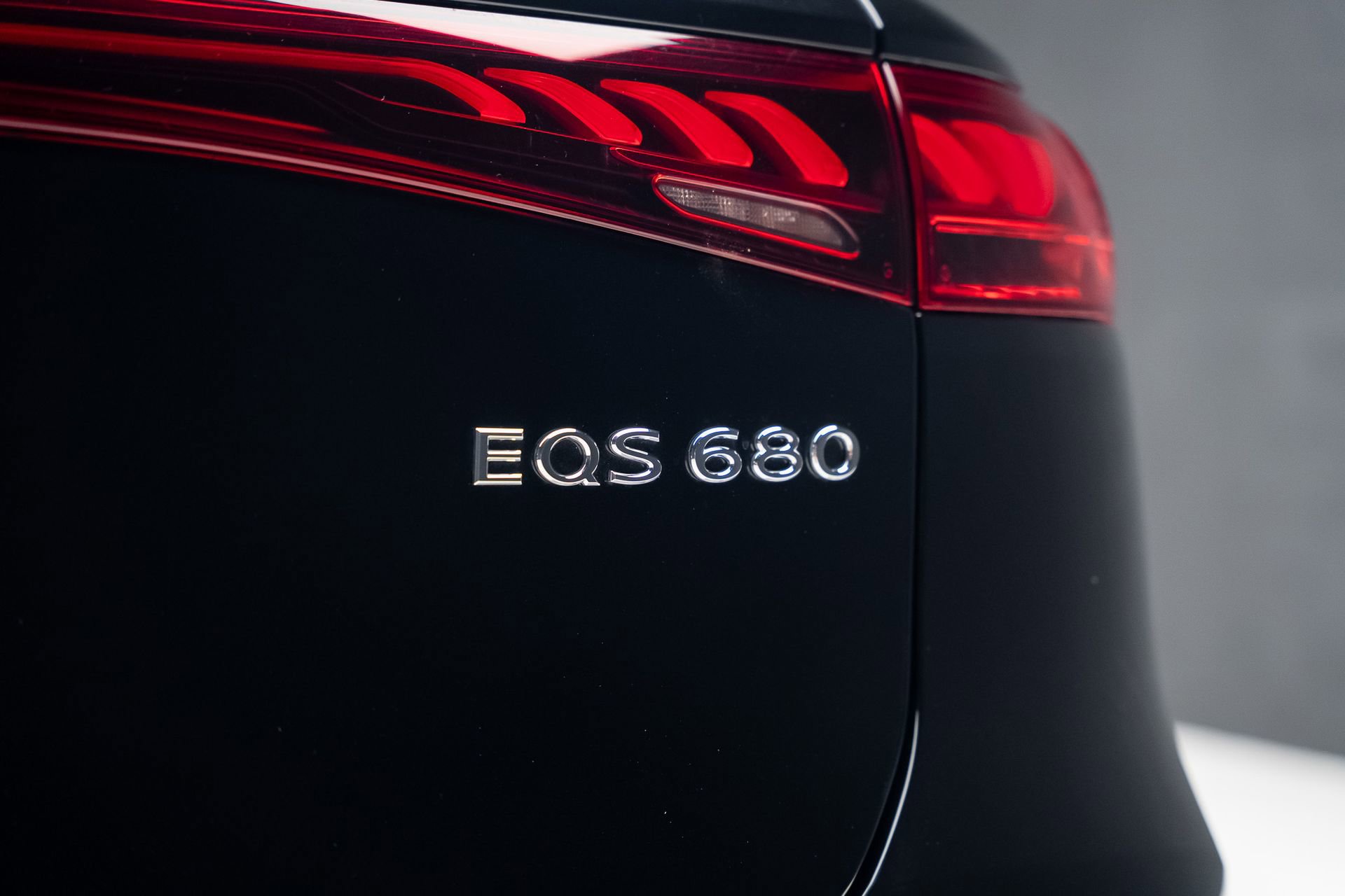 Used 2024 Mercedes-Benz Maybach EQS 680 4MATIC image 34