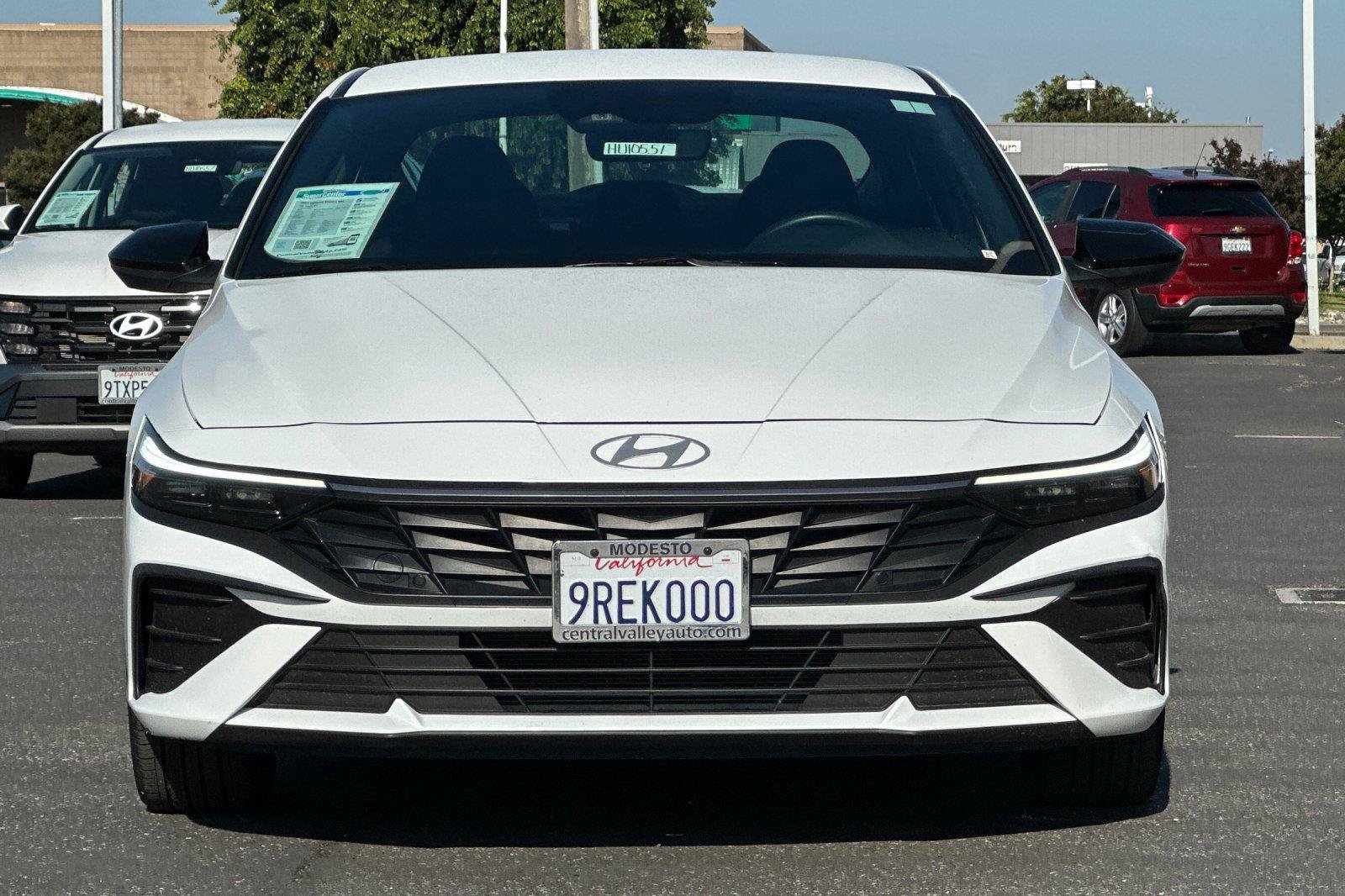 Used 2025 Hyundai Elantra Sport FWD image 8
