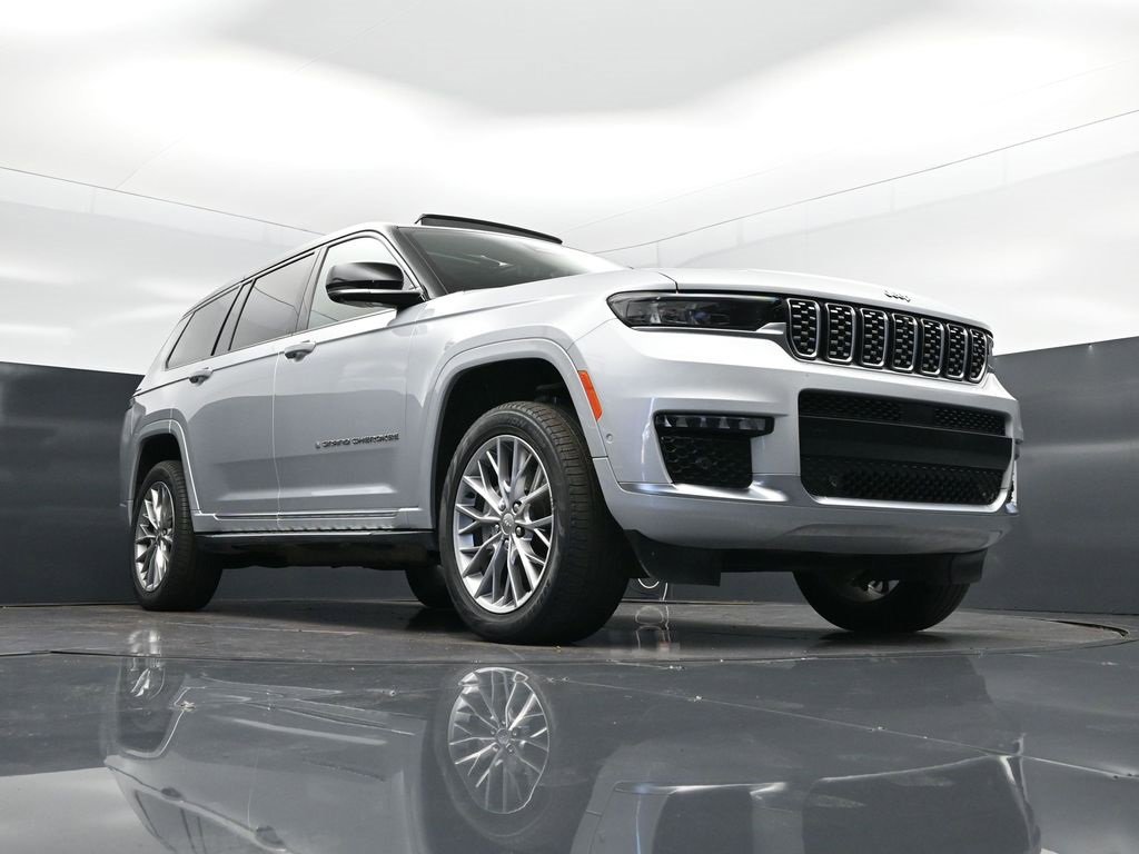 Used 2023 Jeep Grand Cherokee L Summit w/ Advanced Protech Group IV image 47