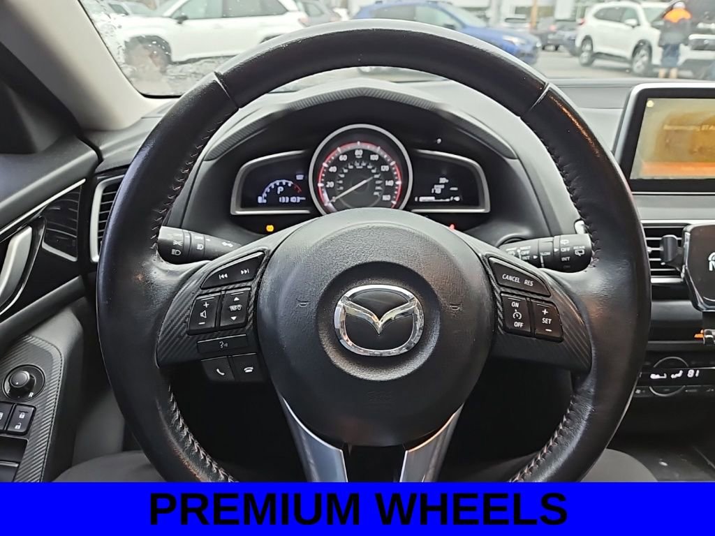 Used 2015 MAZDA MAZDA3 i Grand Touring image 9