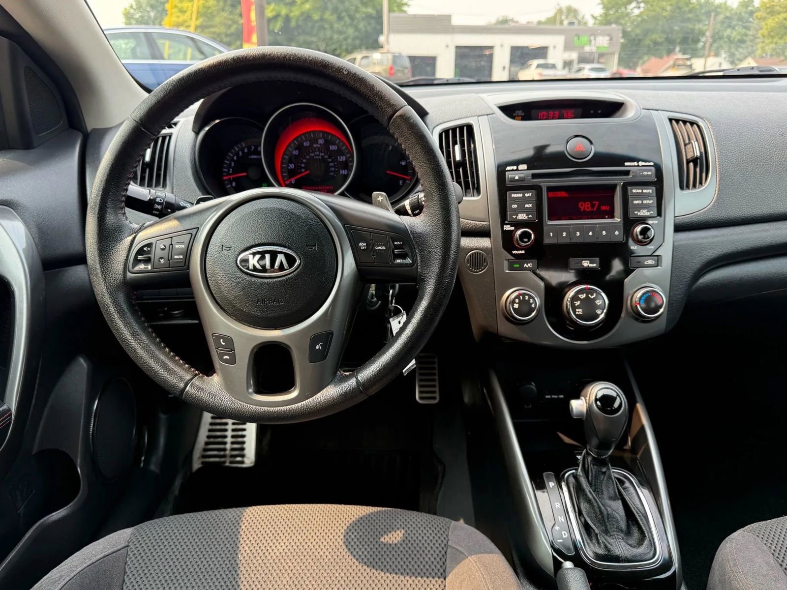 Used 2012 Kia Forte Koup SX image 19