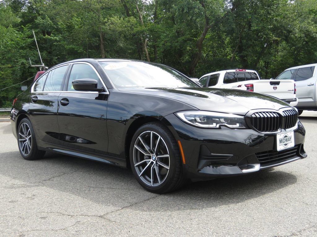 Used 2020 BMW 330i xDrive Sedan w/ Convenience Package AWD/4WD image 3