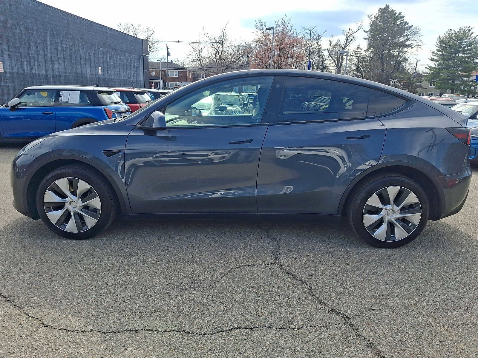 Used 2021 Tesla Model Y Long Range image 5