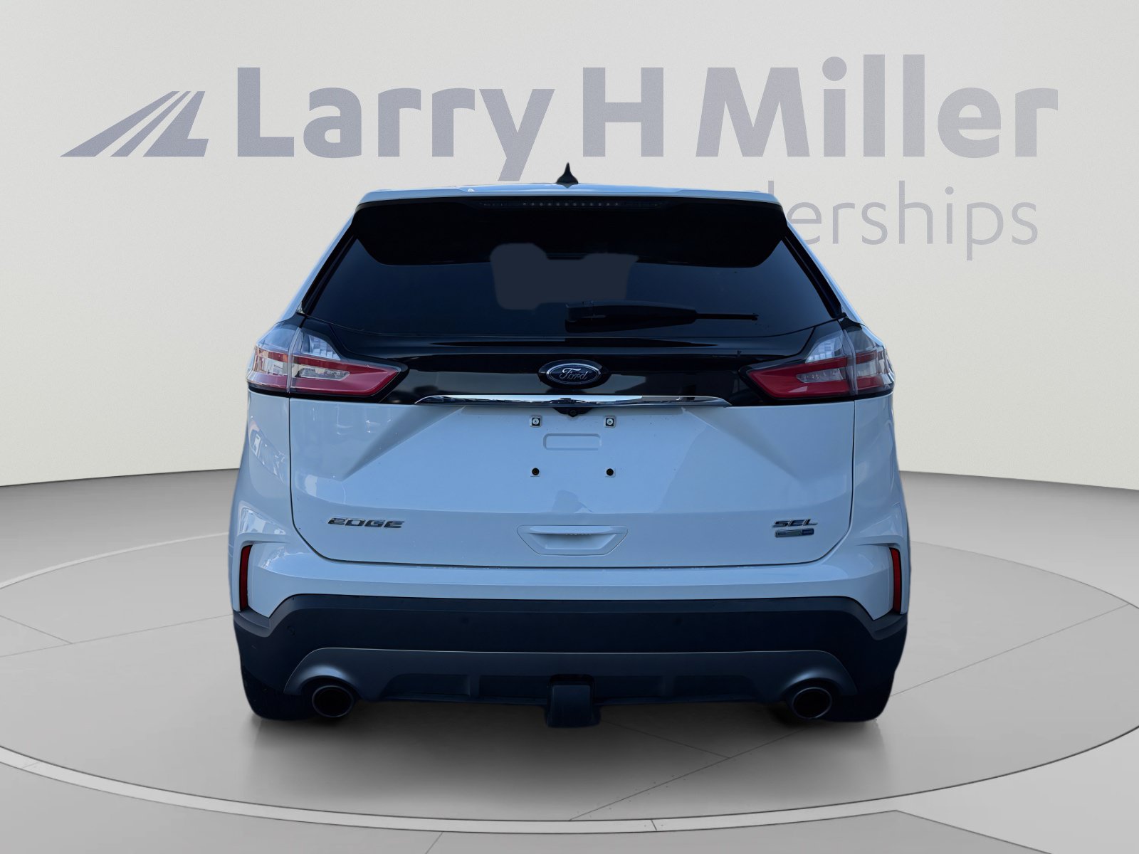 Used 2020 Ford Edge SEL w/ Convenience Package AWD/4WD image 4