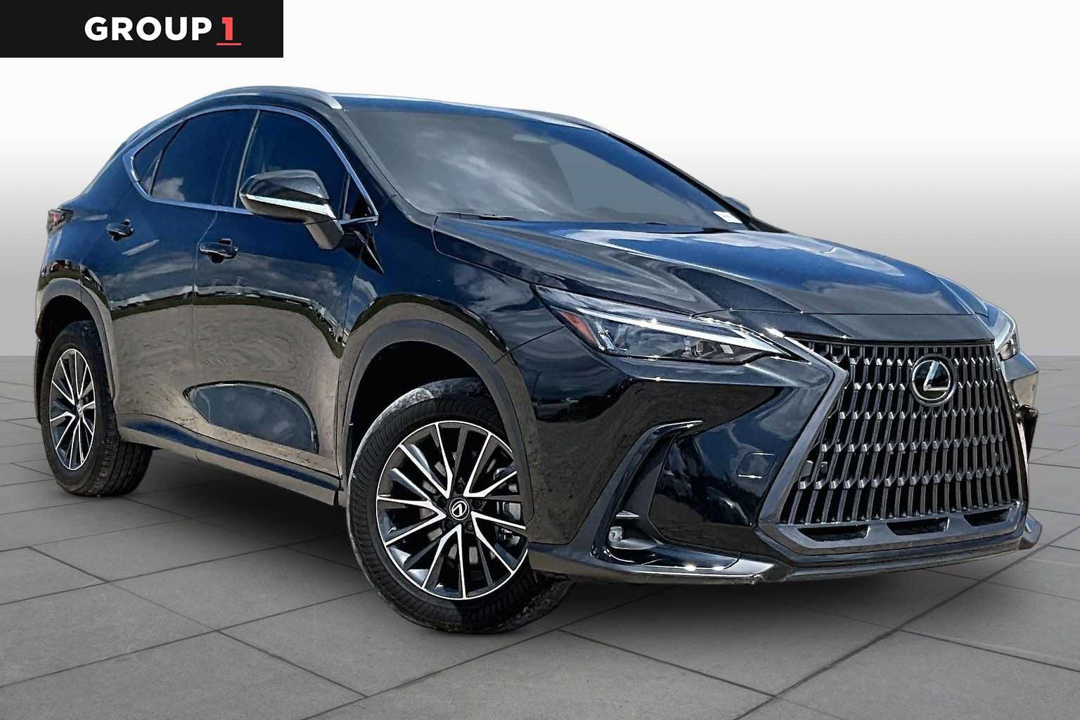 Used 2025 Lexus NX 250 FWD image 3