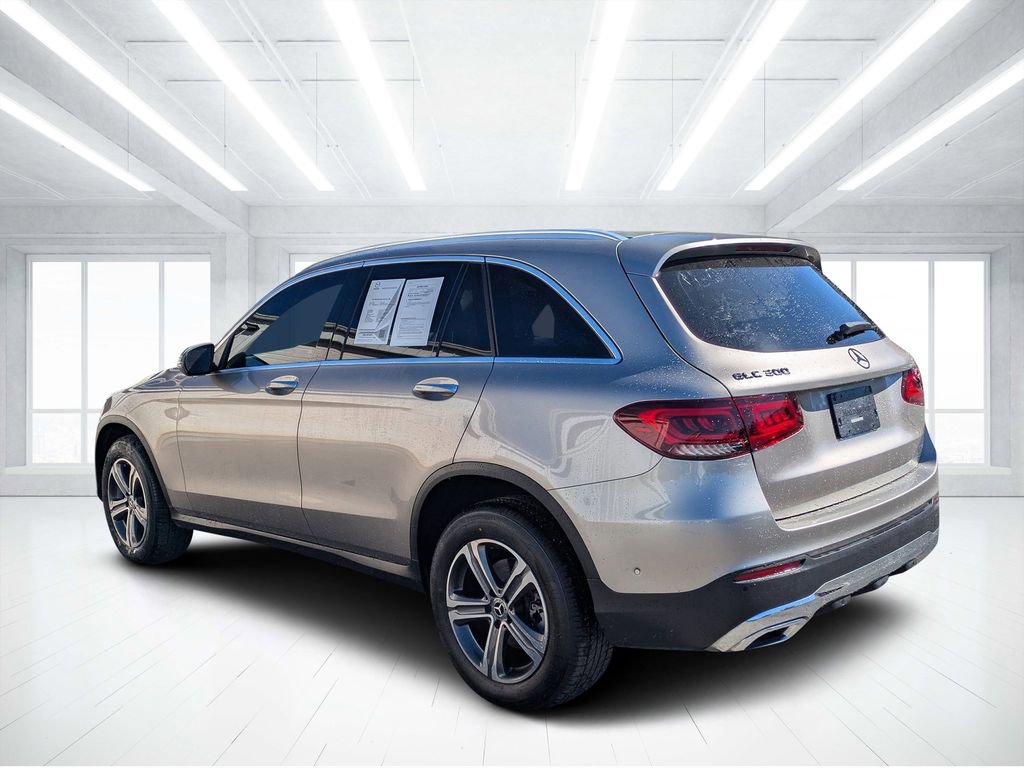 Used 2021 Mercedes-Benz GLC 300 w/ Multimedia Package image 5