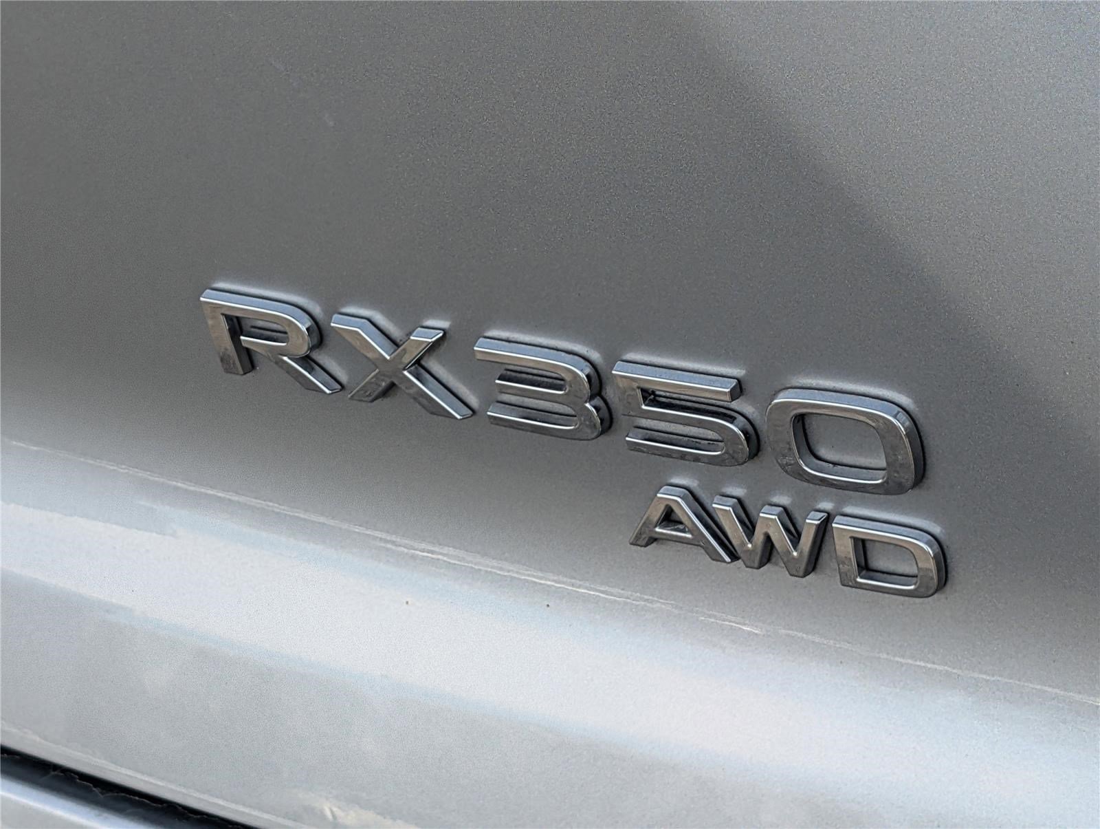 Used 2024 Lexus RX 350 Premium w/ Accessory Package image 9