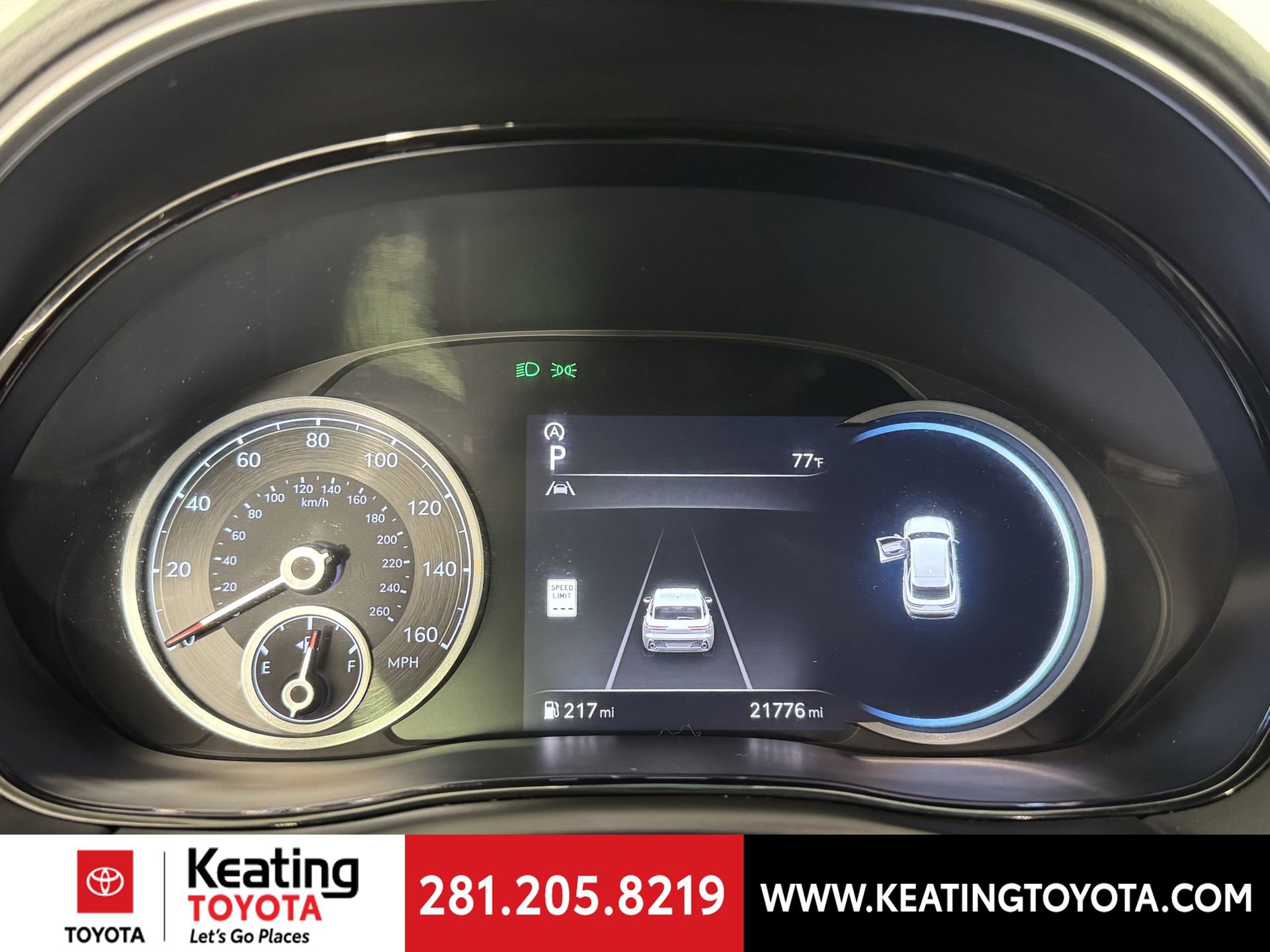 Used 2023 Genesis GV70 2.5T w/ Advanced Package image 25