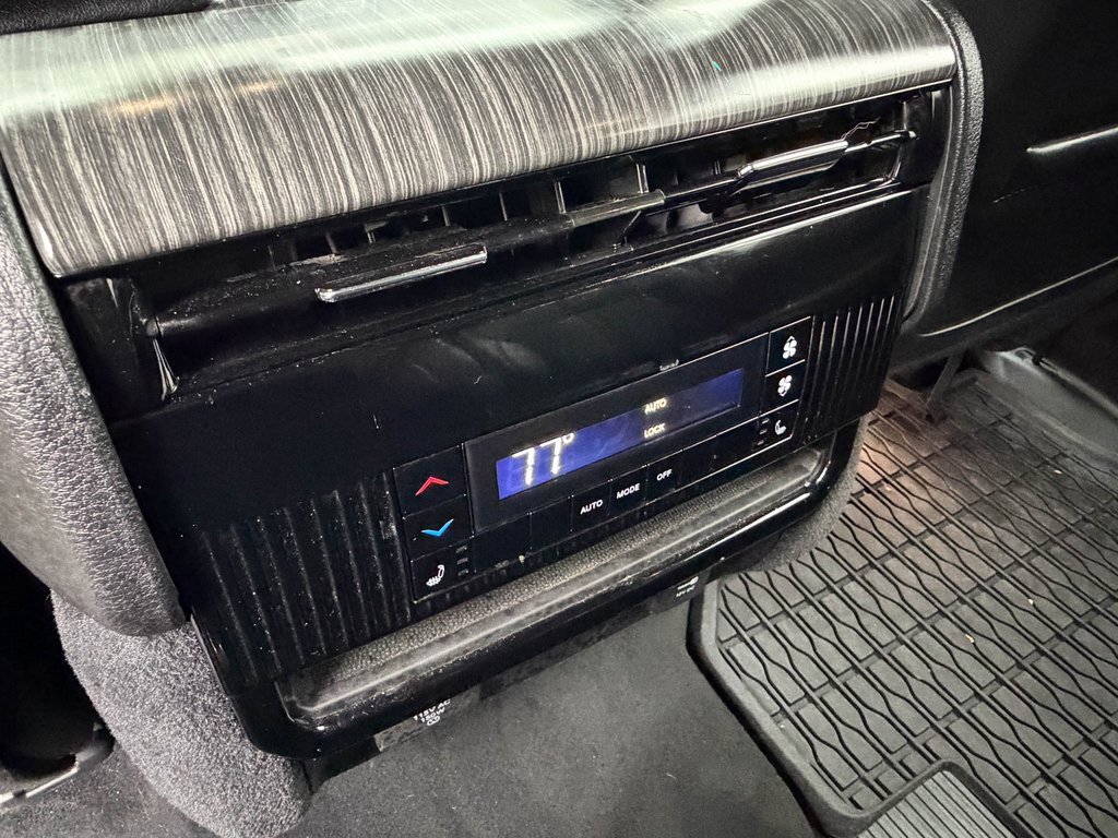 Used 2023 Jeep Wagoneer Series III w/ Convenience Group I image 51