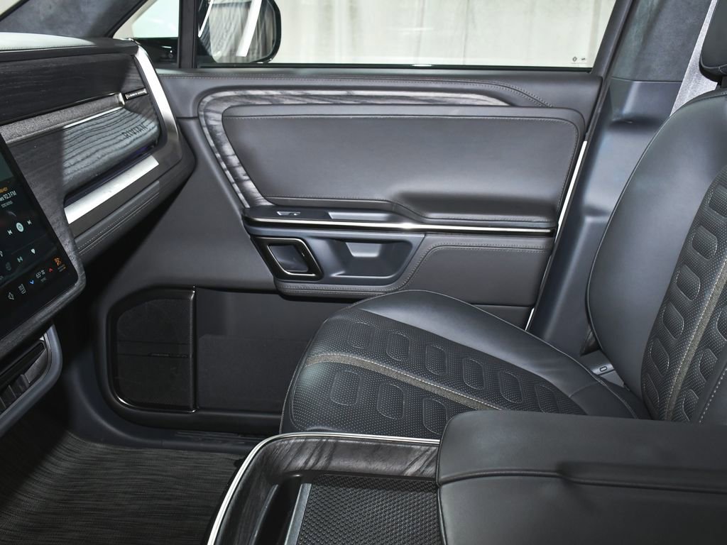 Used 2022 Rivian R1S Launch Edition image 38