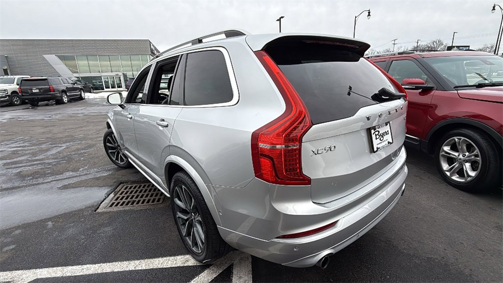 Used 2018 Volvo XC90 T5 Momentum w/ Convenience Package image 4