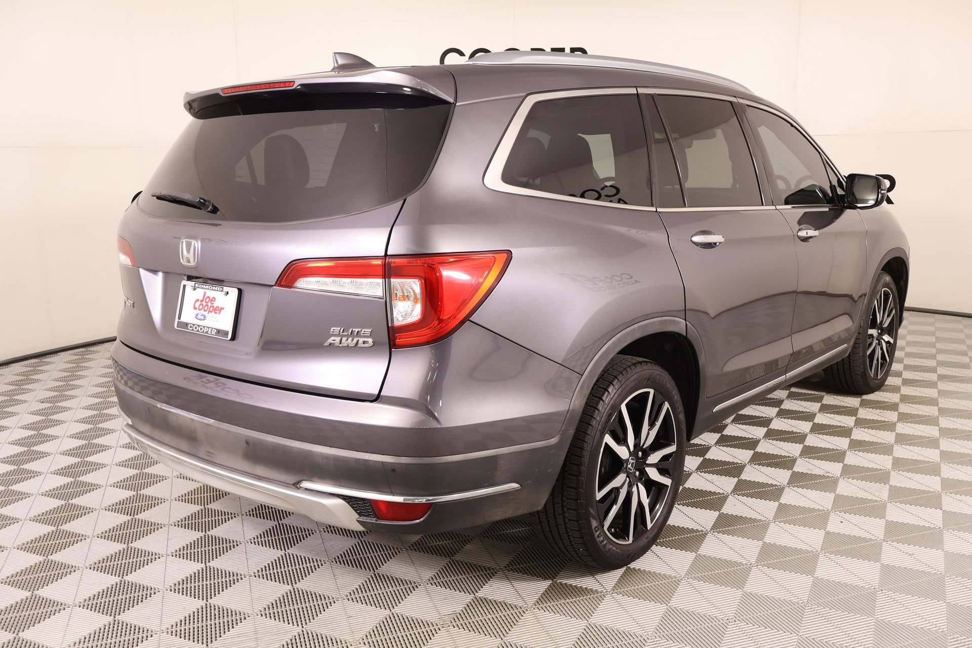 Used 2019 Honda Pilot Elite image 25