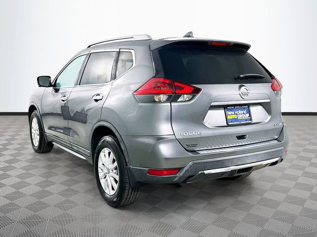 Used 2018 Nissan Rogue SV w/ Premium Package image 5