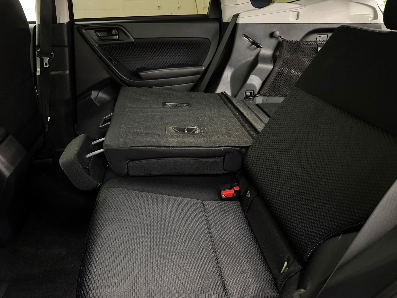 Used 2018 Subaru Forester 2.5i Premium w/ All-Weather Package image 29