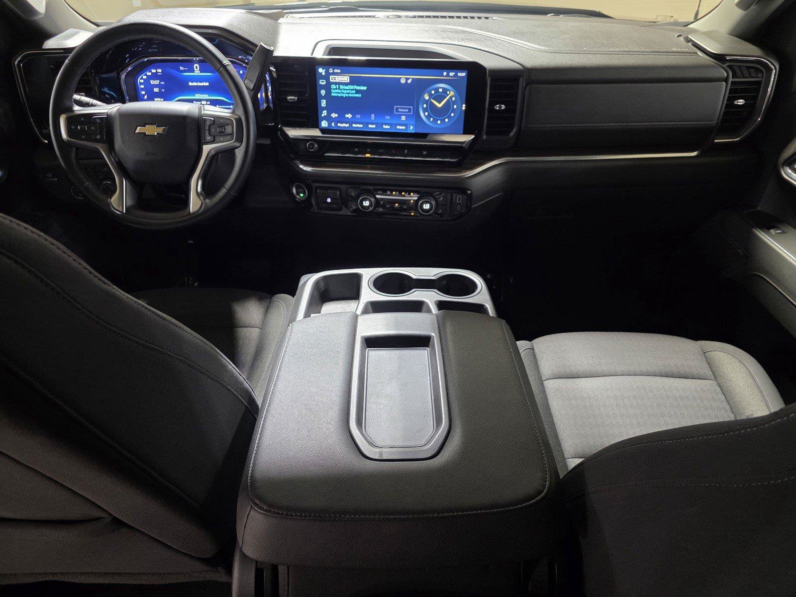 Used 2025 Chevrolet Silverado 1500 LT AWD/4WD image 20