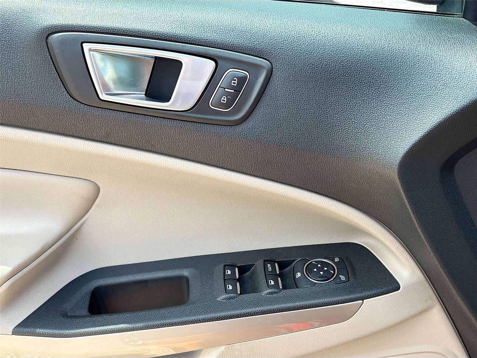 Used 2020 Ford EcoSport Titanium FWD image 18