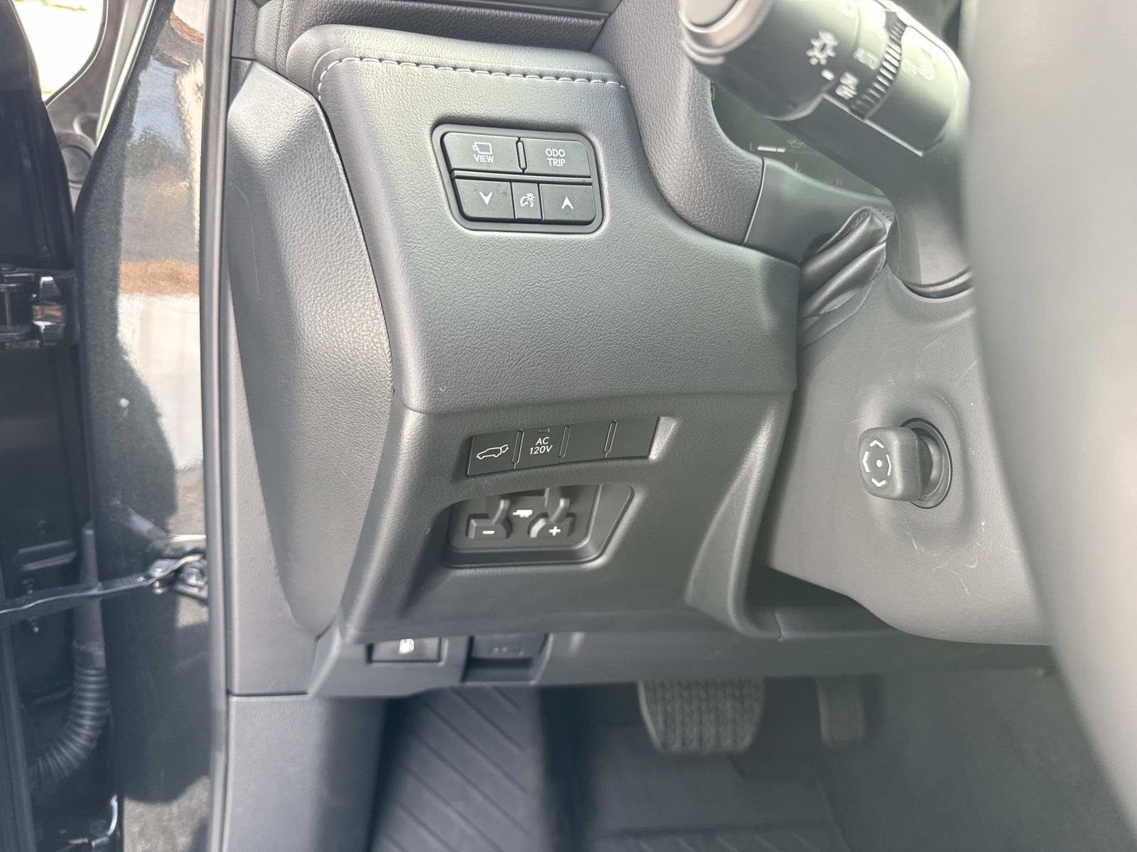 Certified 2025 Lexus LX 700h Overtrail image 67