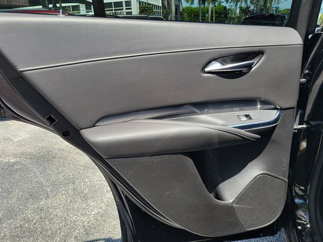 Certified 2024 Cadillac XT4 Premium Luxury AWD/4WD image 29