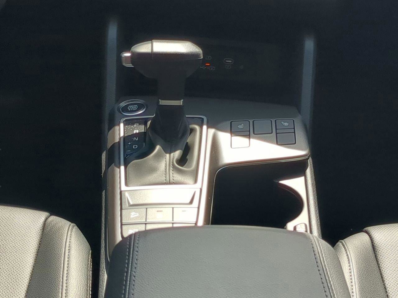 New 2026 Kia Sportage EX w/ EX Panorama Roof Package image 16