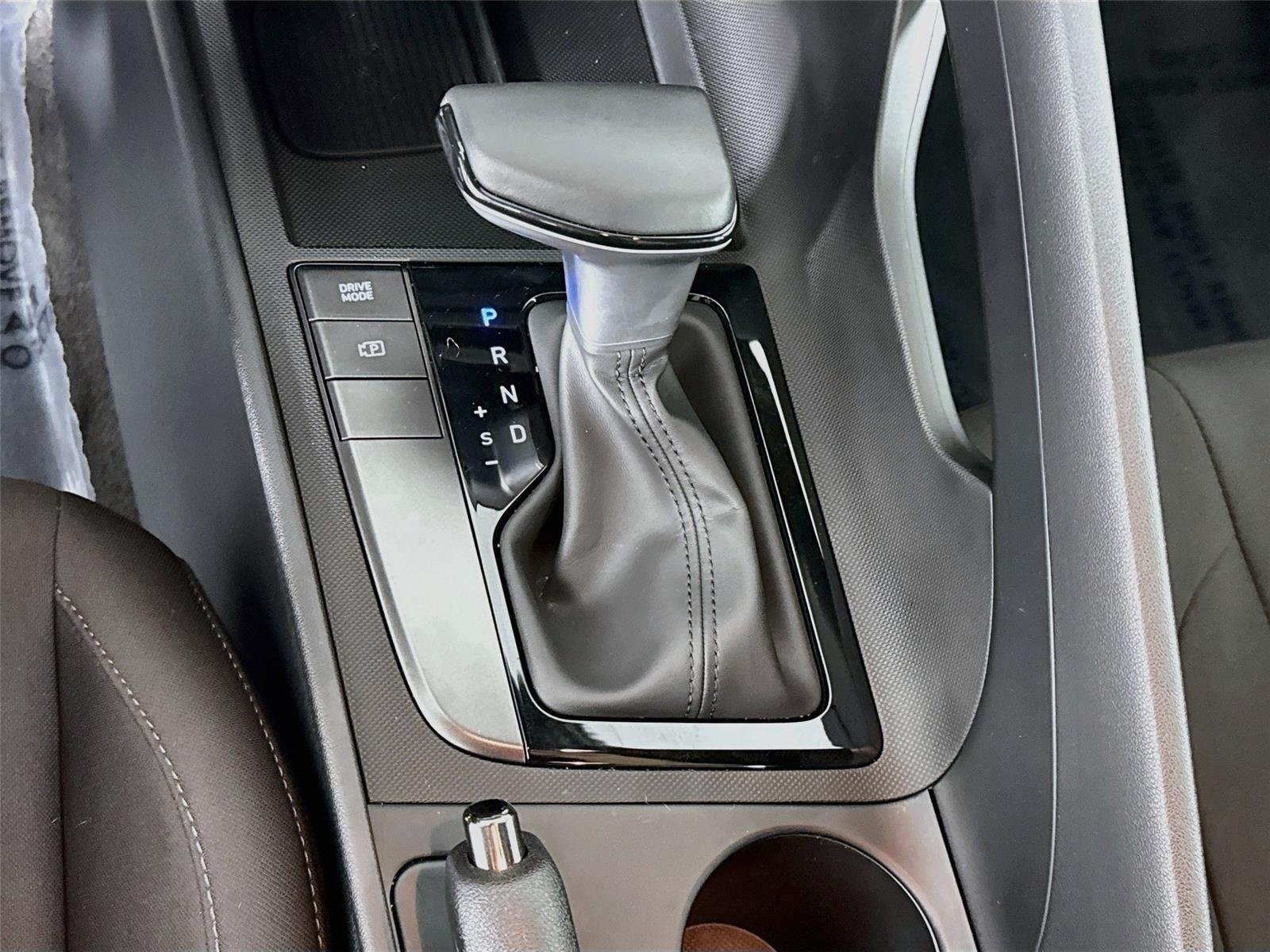 Certified 2026 Hyundai Elantra Sport FWD image 17