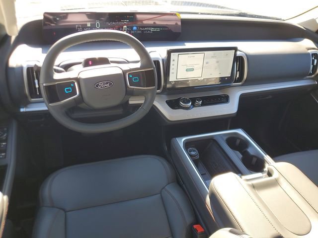 New 2025 Ford Expedition Active RWD image 16