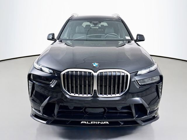 Used 2024 BMW ALPINA XB7 image 2