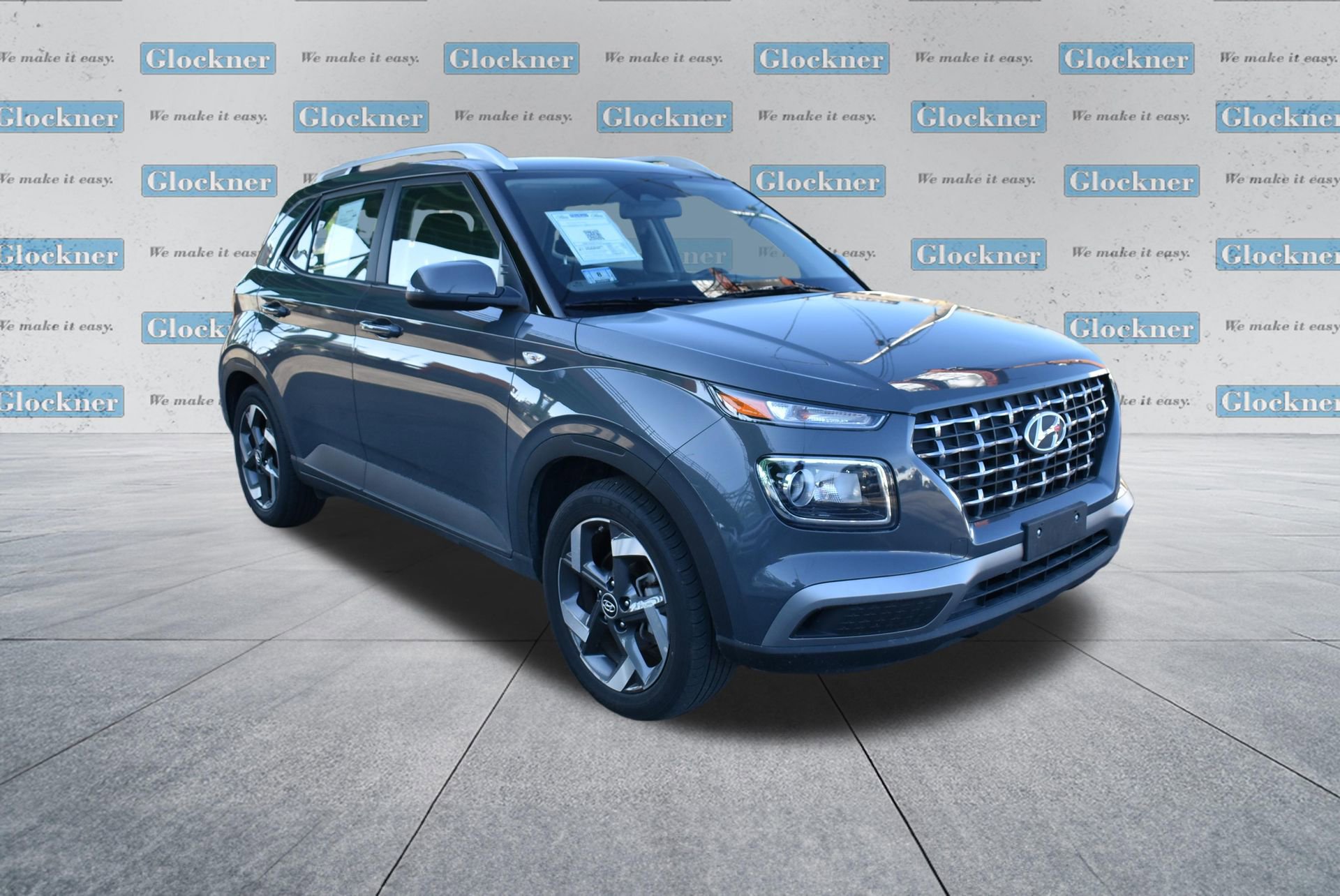 Used 2025 Hyundai Venue SEL FWD image 3