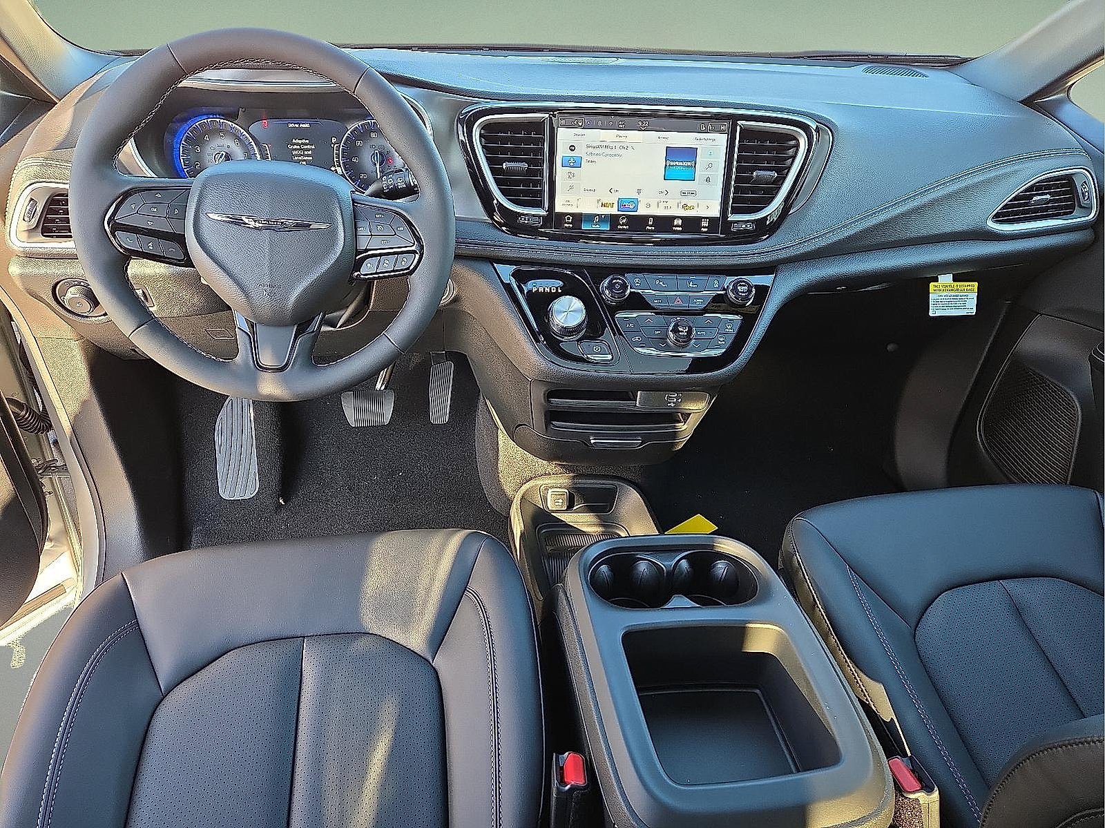 New 2026 Chrysler Pacifica Select w/ S Appearance Package FWD image 12