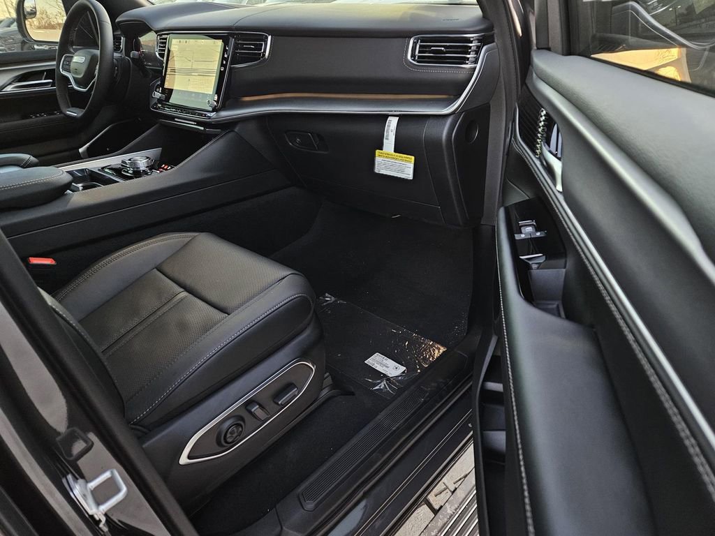 New 2026 Jeep Grand Wagoneer L Limited image 9