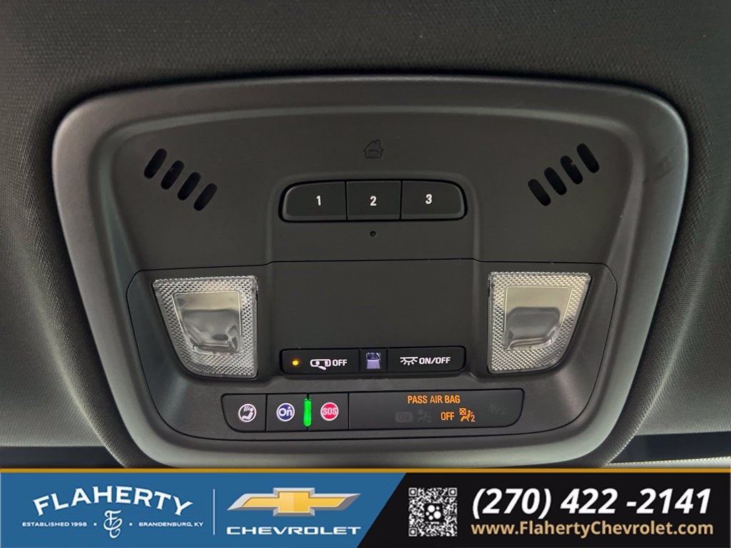 Used 2022 Chevrolet Traverse LT FWD image 34