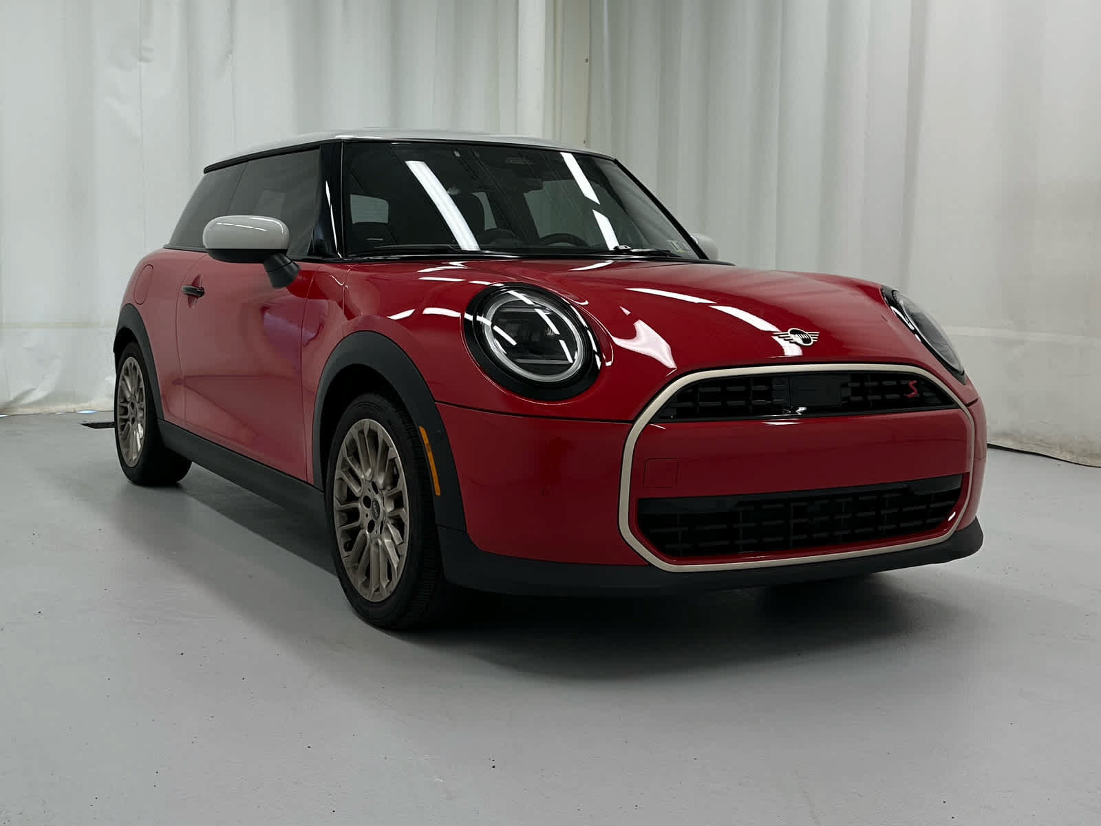 Used 2026 MINI Cooper S FWD image 1